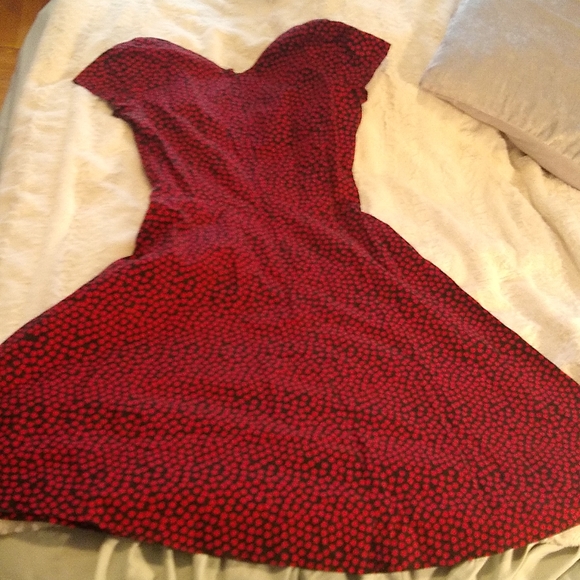 Heartbreaker heart patterned A-line dress VGUC size M - Picture 3 of 5